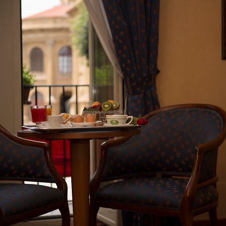 Massimo Plaza Hotel Palermo Bagian luar foto