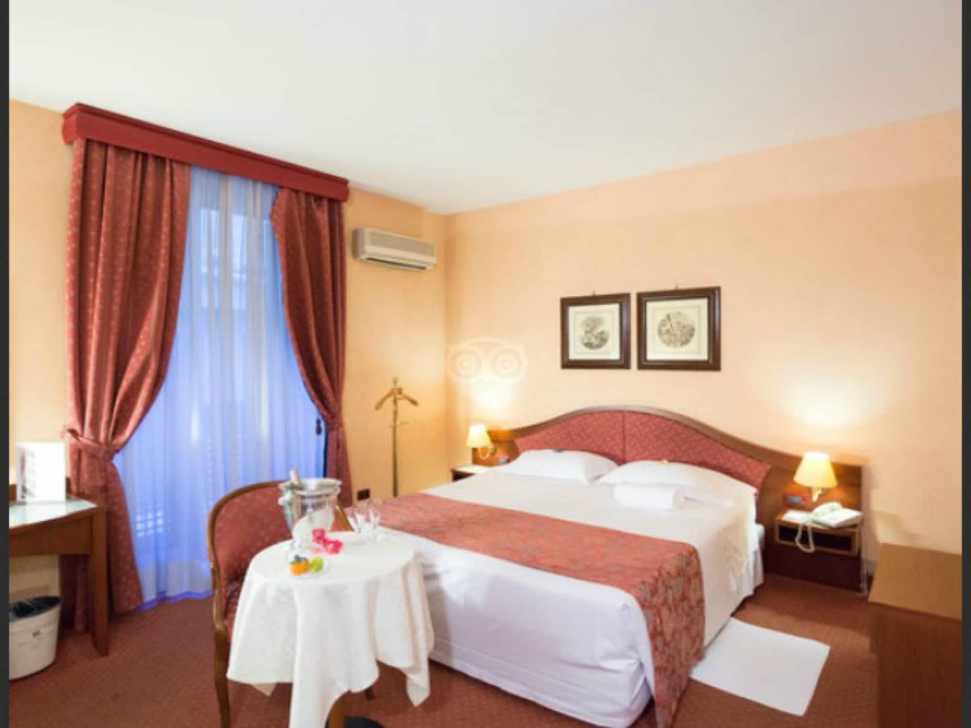 Massimo Plaza Hotel Palermo Bagian luar foto