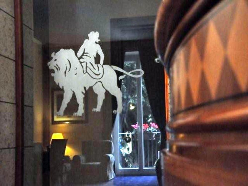 Massimo Plaza Hotel Palermo Bagian luar foto