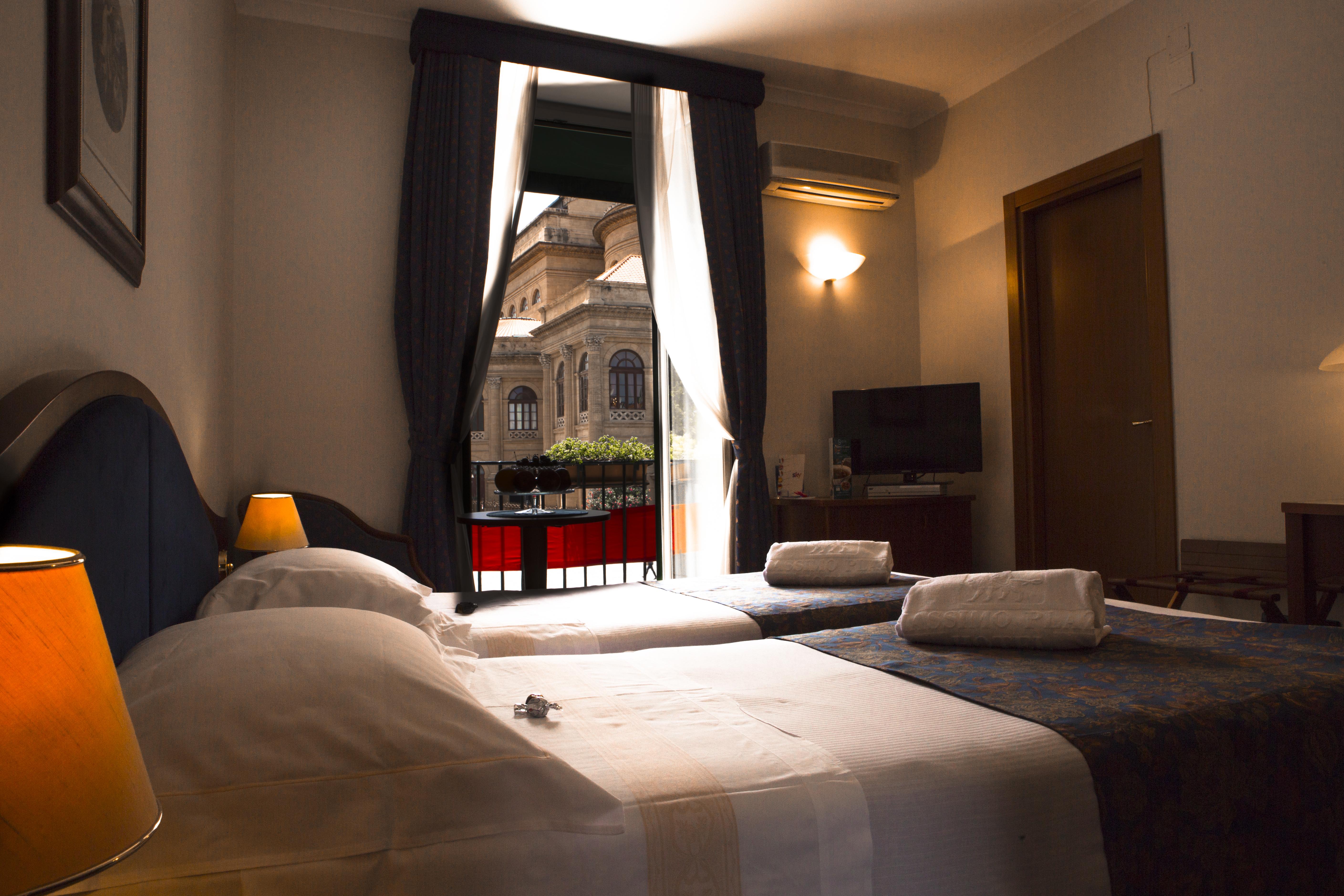 Massimo Plaza Hotel Palermo Bagian luar foto