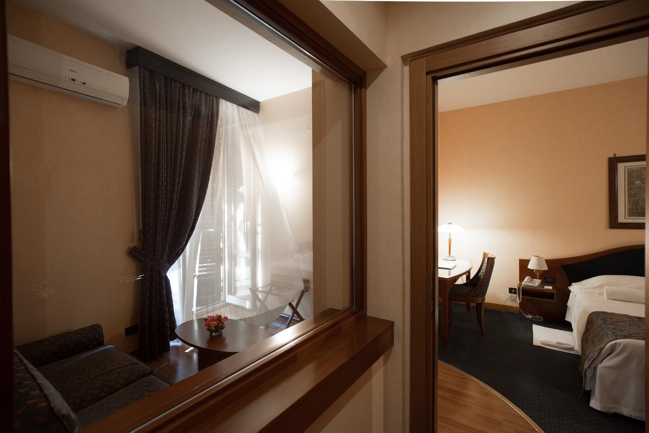 Massimo Plaza Hotel Palermo Bagian luar foto