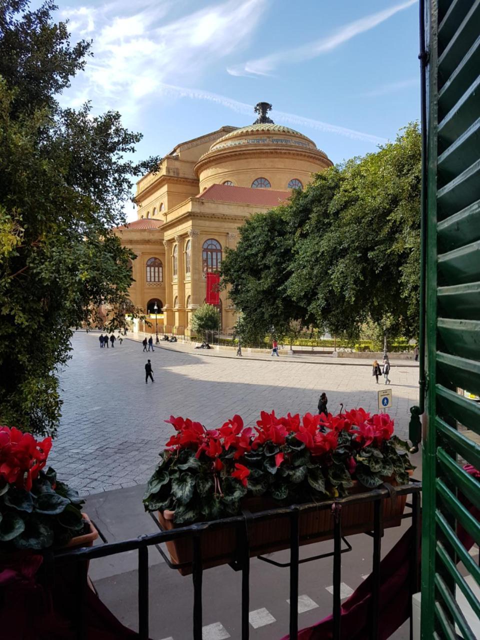 Massimo Plaza Hotel Palermo Bagian luar foto